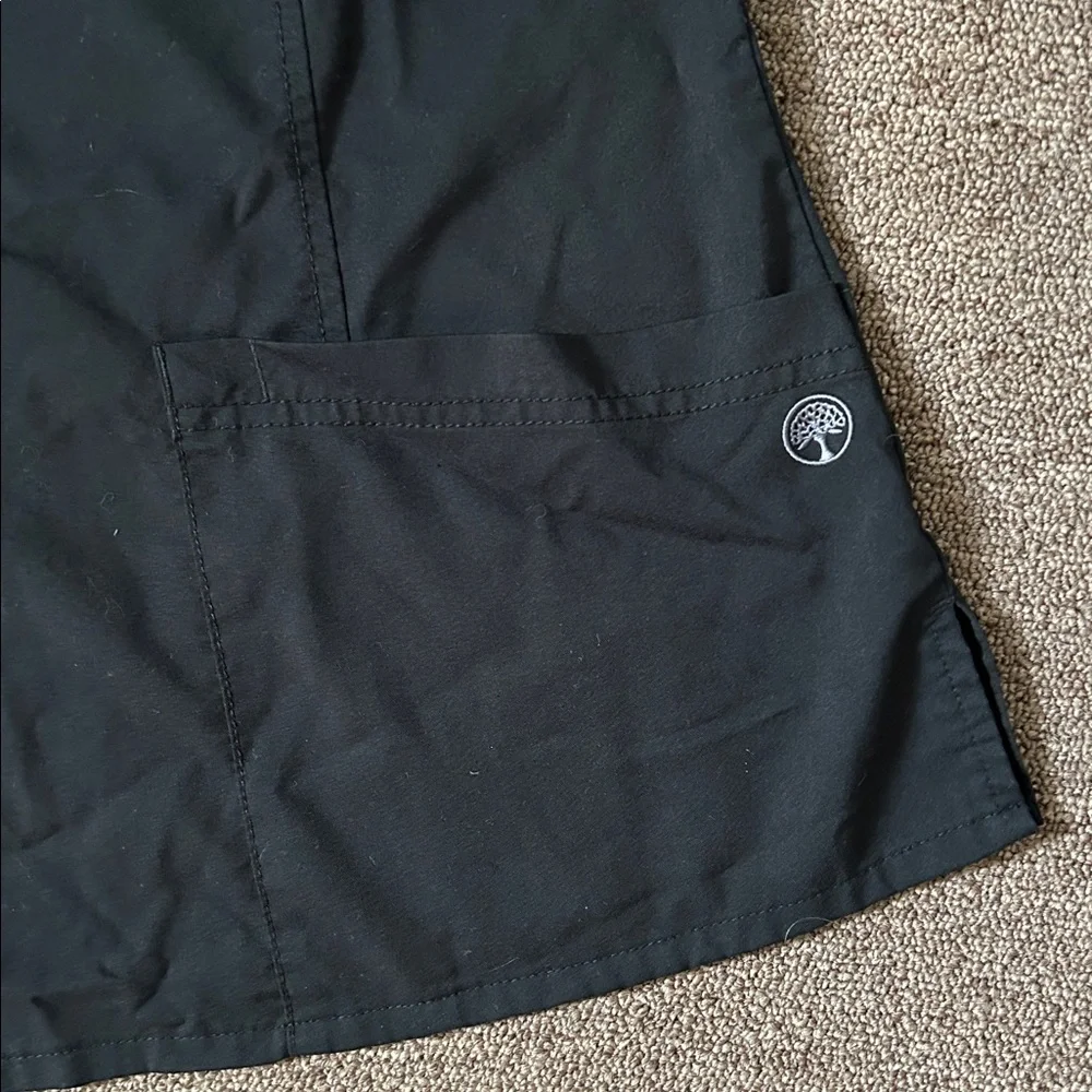 Healing Hands Black Scrub Top - Picture 4 of 4